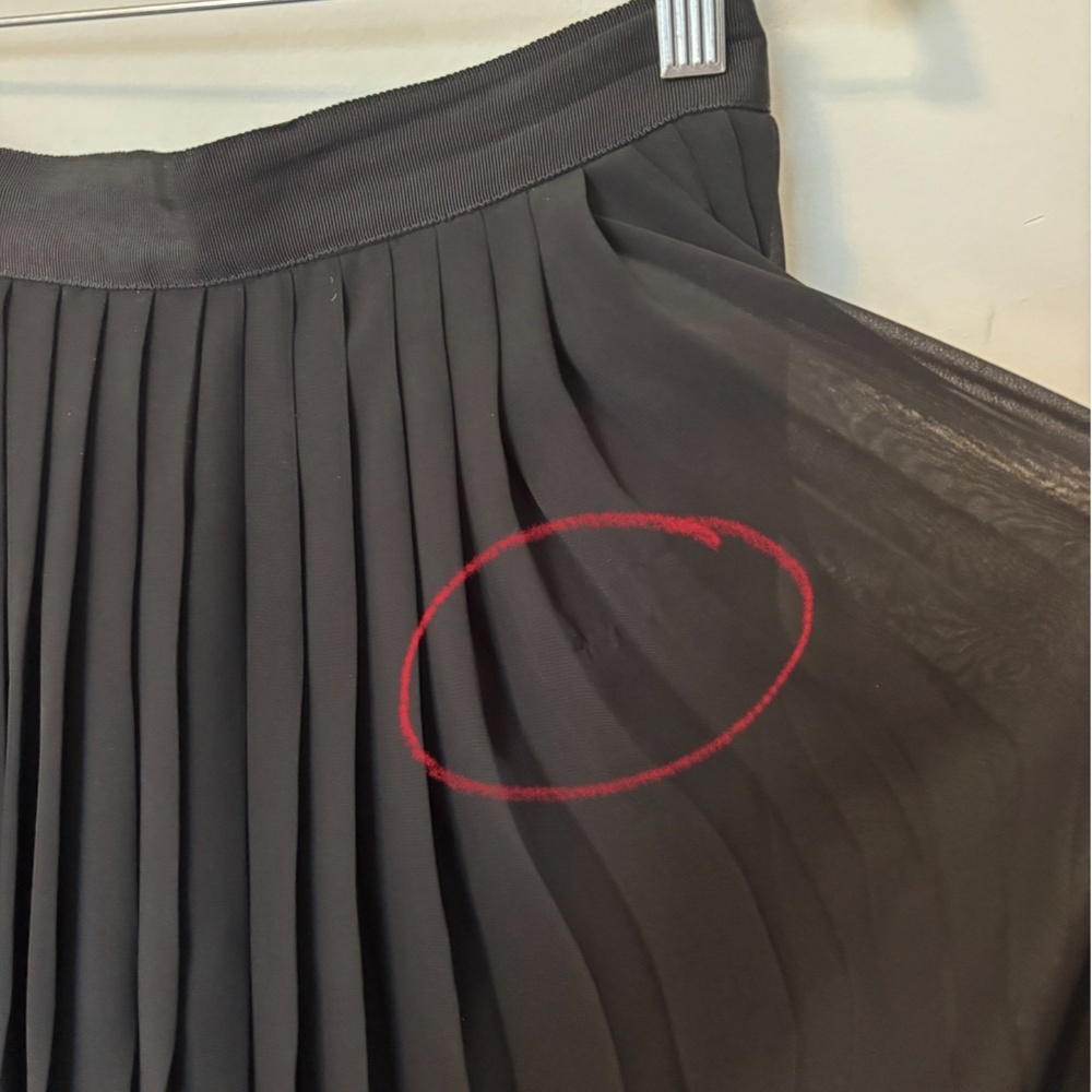 Club Monaco Pamera Pleated Skirt Black Size 4 - Picture 7 of 7